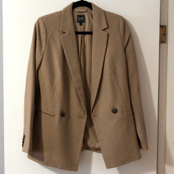 GAP Jackets & Blazers - NWOT GAP blazer